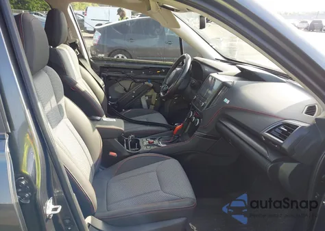 2022 Subaru Forester Sport z USA, uszkodzony, nr VIN JF2SKAJC8NH450751